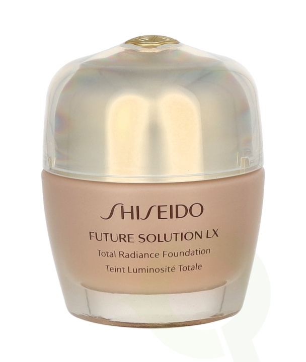 Shiseido Future Solution LX Total Radiance Foundation SPF15 30 ml ryhmässä KAUNEUS JA TERVEYS / Meikit / Meikit Kasvot / Meikkivoide @ TP E-commerce Nordic AB (C63909)