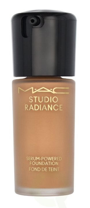 MAC Studio Radiance Serum-Powered Foundation 30 ml #NC37 ryhmässä KAUNEUS JA TERVEYS / Meikit / Meikit Kasvot / Meikkivoide @ TP E-commerce Nordic AB (C63976)