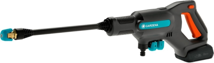 GARDENA AquaClean 24/18V P4A Premium keskipainepesuri vesisäiliöllä, akulla ja laturilla ryhmässä KOTI, TALOUS JA PUUTARHA / Puutarhatuotteet / Painepesuri @ TP E-commerce Nordic AB (C69165)
