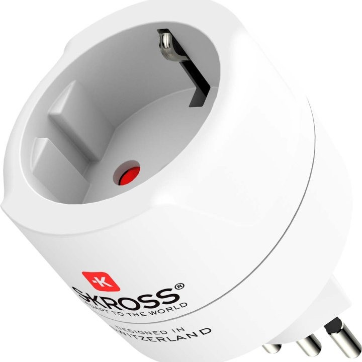 SKROSS Travel adapter Europe to Switzerland + Italy + Brazil - For 2- and 3-pole devices (grounding or Euro-plug) ryhmässä KOTI, TALOUS JA PUUTARHA / Sähkö & Valaistus / Matkasovittimet @ TP E-commerce Nordic AB (D05461)