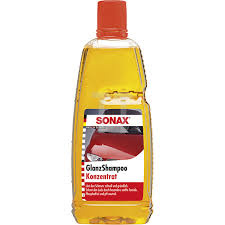Sonax Kiiltoshampoo 1L ryhmässä AUTO / Auton puhdistus @ TP E-commerce Nordic AB (D06435)