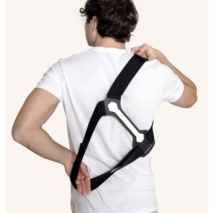 SWEDISH POSTURE Realign S-M Reflective Posture Brace ryhmässä KAUNEUS JA TERVEYS / Terveydenhoito / Muut @ TP E-commerce Nordic AB (D09245)