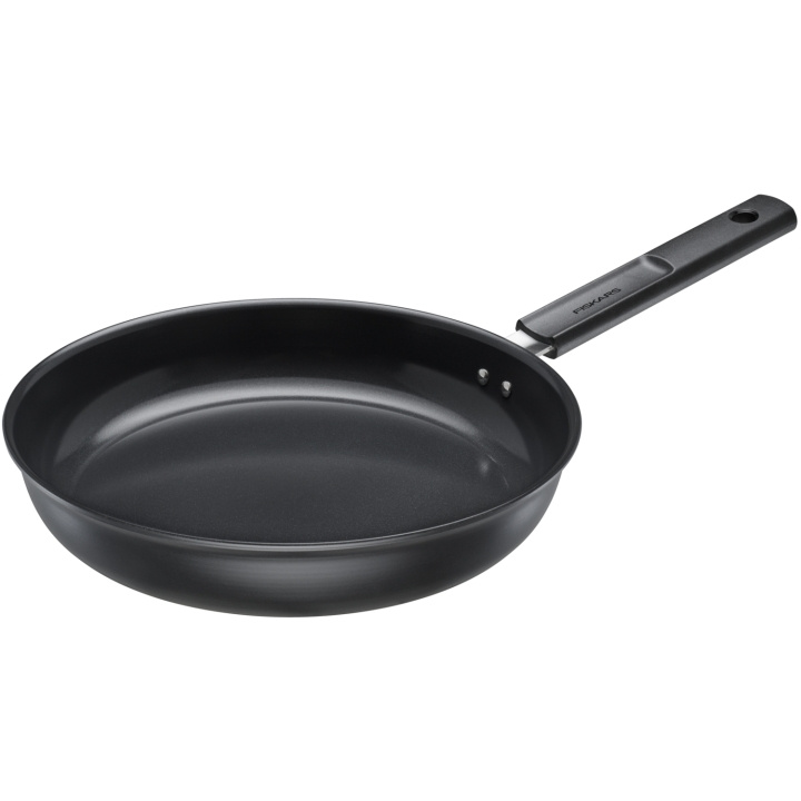 Fiskars Stekpanna Hard Face 28 cm Keramisk 1075520 ryhmässä KOTI, TALOUS JA PUUTARHA / Keittiövälineet / Paistinpannut @ TP E-commerce Nordic AB (D12982)