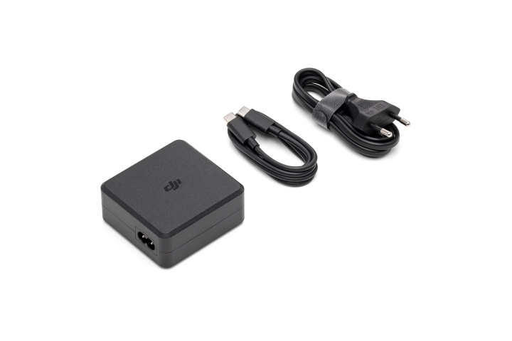 DJI 100W USB-C-virtalähde ryhmässä LELUT, TUOTTEET LAPSILLE JA VAUVOILLE / Radio-ohjattava / Dronet @ TP E-commerce Nordic AB (D14421)