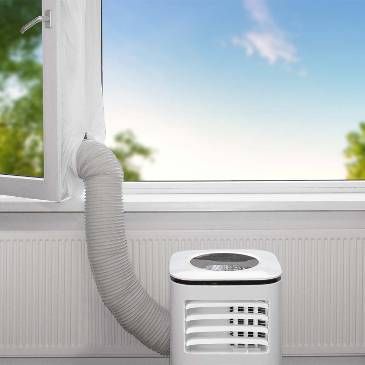 Nedis AC Window Seal | Tiivisteen tyyppi: Vetoketju | Sopii ikkunaan: Alhaalta kiinni oleva ikkuna / Käännettävä / kallistettava ikkuna / Oikeakätinen ikkuna / Vasenkätinen ikkuna ryhmässä KOTI, TALOUS JA PUUTARHA / Tuulettimet ja ilmastointilaitteet / Ilmanviilennin ja AC @ TP E-commerce Nordic AB (D14634)
