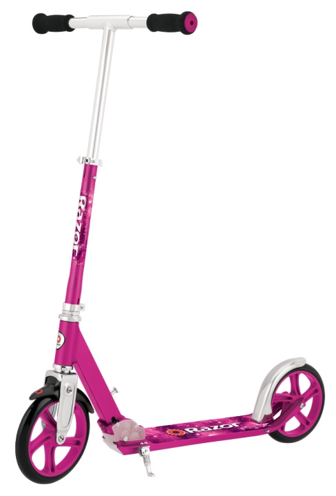 Razor A5 skootteri - vaaleanpunainen (13073064) ryhmässä LELUT, TUOTTEET LAPSILLE JA VAUVOILLE / Ulkoleut / Pyörät & Potkulaudat @ TP E-commerce Nordic AB (D15633)