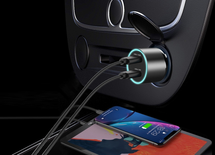FoneKit Travel 100W -autolaturi ryhmässä ÄLYPUHELIMET JA TABLETIT / Laturit & Kaapelit / Autolaturi / Autolaturi Tyyppi C @ TP E-commerce Nordic AB (D16157)