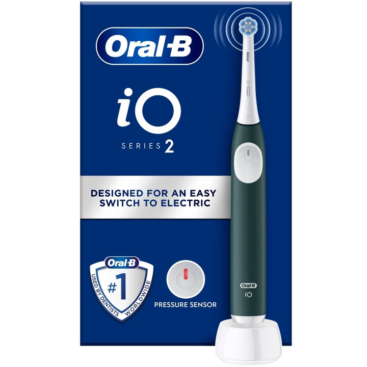 Oral B Eltandborste iO2 Series Forest Green ryhmässä KAUNEUS JA TERVEYS / Suunhoito / Sähköhammasharjat @ TP E-commerce Nordic AB (D16506)