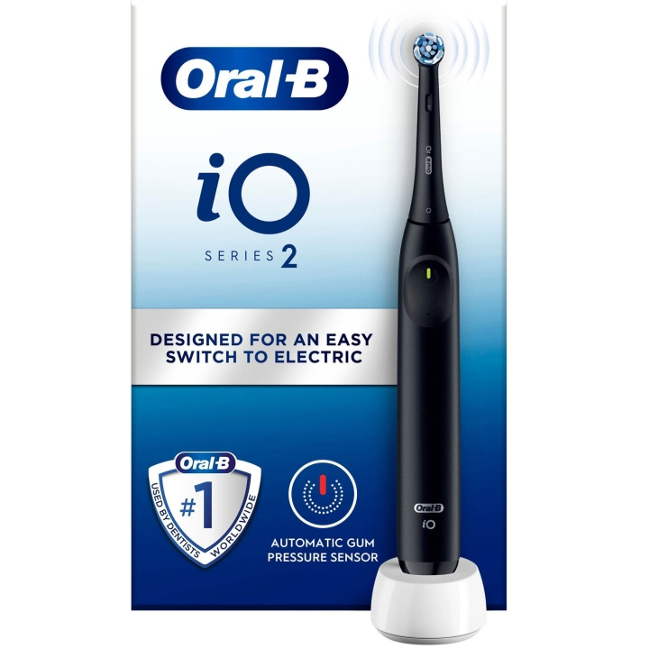 Oral B Eltandborste iO Simply Easy Clean Night Black ryhmässä KAUNEUS JA TERVEYS / Suunhoito / Sähköhammasharjat @ TP E-commerce Nordic AB (D16511)