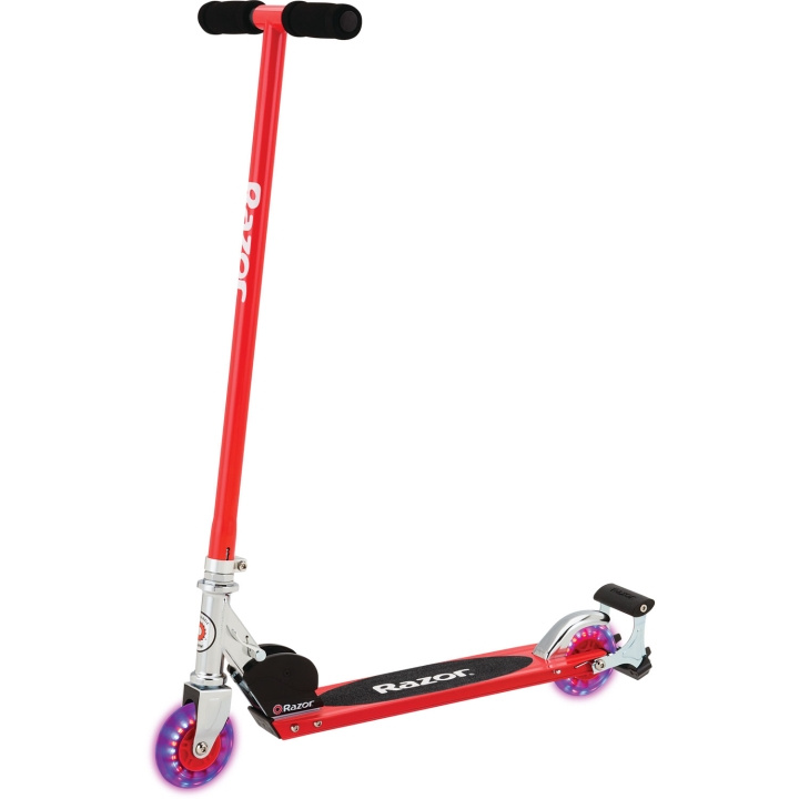 Razor Spark Scooter- Red ryhmässä LELUT, TUOTTEET LAPSILLE JA VAUVOILLE / Ulkoleut / Pyörät & Potkulaudat @ TP E-commerce Nordic AB (D16545)