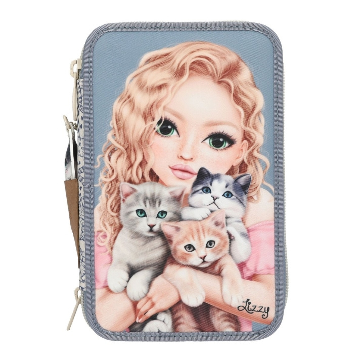 TOPModel Kolminkertainen kynämyssy CAT LOVE - vaaleansininen ja kerma (413271) ryhmässä LELUT, TUOTTEET LAPSILLE JA VAUVOILLE / Leikkikalut, Askartelu &Pelit / Penaali @ TP E-commerce Nordic AB (D19104)