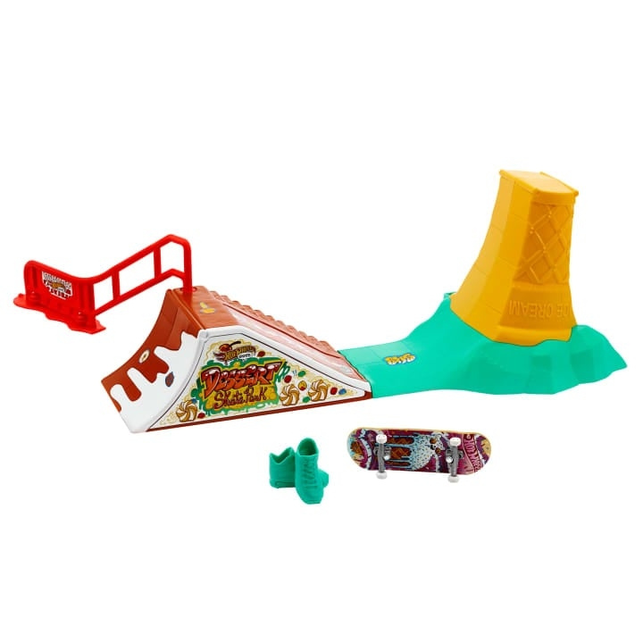 Hot Wheels Skate Dessert Skate Par (HXK91) ryhmässä LELUT, TUOTTEET LAPSILLE JA VAUVOILLE / Leikkikalut, Askartelu &Pelit / Lelut @ TP E-commerce Nordic AB (D19183)