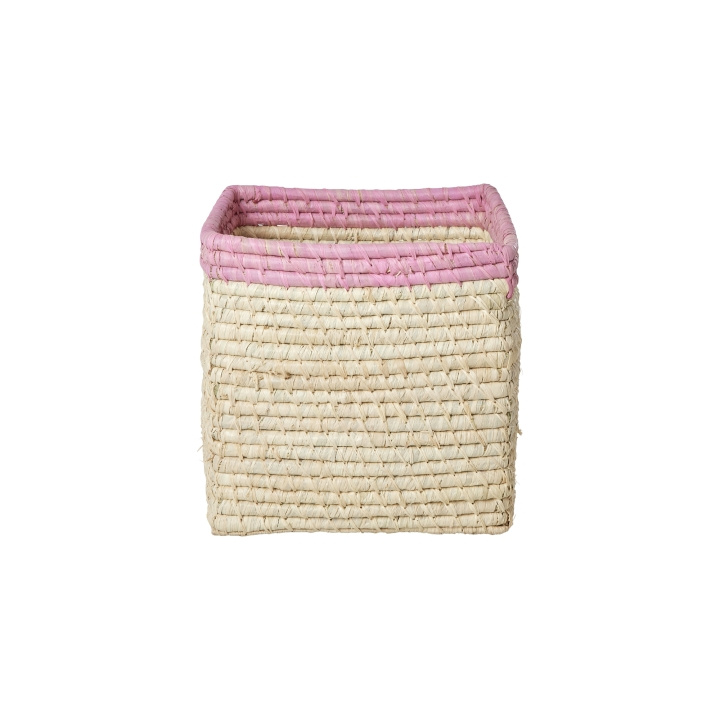RICE Raffiakori ilman kahvoja luonnossa pehmeällä vaaleanpunaisella reunuksella - 20 cm x 20 cm x 20 cm - luonnossa pehmeällä vaaleanpunaisella reunuksella varustettuna ryhmässä LELUT, TUOTTEET LAPSILLE JA VAUVOILLE / Lastenhuone / Säilytys @ TP E-commerce Nordic AB (D19517)