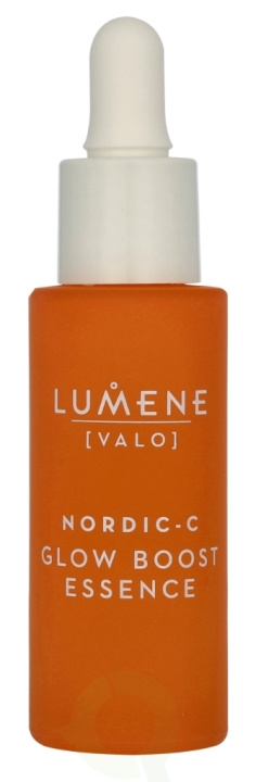 Lumene Nordic C Glow Boost Essence 30 ml ryhmässä KAUNEUS JA TERVEYS / Ihonhoito / Kasvot / Seerumit iholle @ TP E-commerce Nordic AB (D19862)