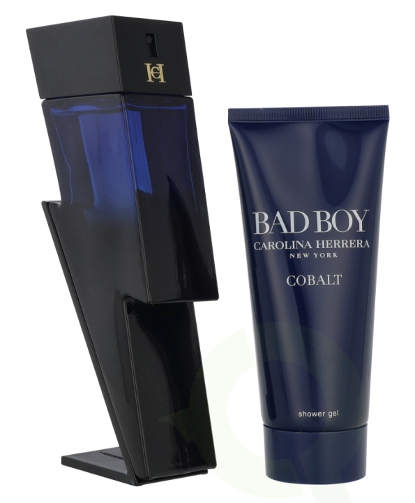Carolina Herrera Bad Boy Cobalt Elixir Giftset 200 ml Edp Spray 100 ml/Shower Gel 100 ml ryhmässä KAUNEUS JA TERVEYS / Lahjapakkaukset / Miesten lahjapakkaukset @ TP E-commerce Nordic AB (D20104)