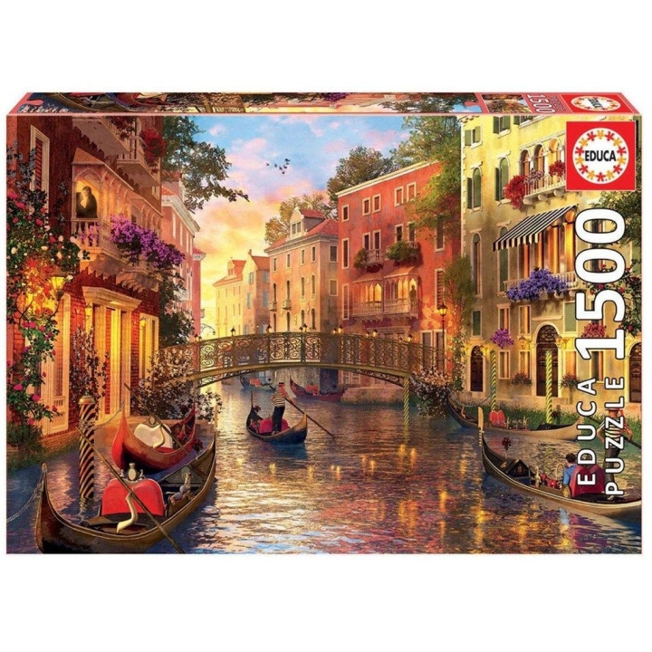 Educa Palapeli 1500 - Auringonlasku Venetsiassa (80-17124) ryhmässä URHEILU, VAPAA-AIKA JA HARRASTUS / Harrastus / Palapeli @ TP E-commerce Nordic AB (D20365)
