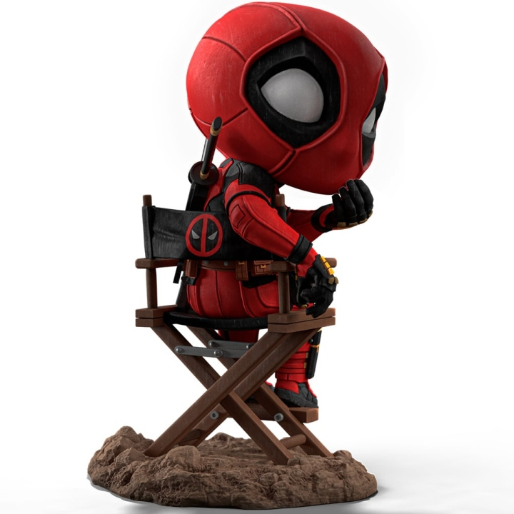Iron Studios & Minico Deadpool & Wolverine - Deadpool-figuuri ryhmässä URHEILU, VAPAA-AIKA JA HARRASTUS / Hauskat tavarat / Keräilyesineet @ TP E-commerce Nordic AB (D20535)