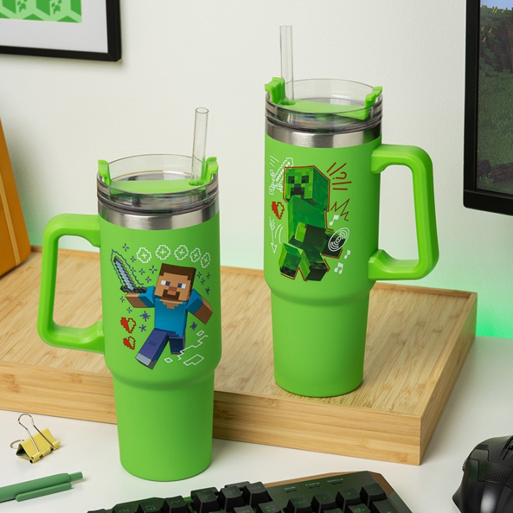 Paladone Minecraft Vihreä 900ml monitie matkakuppi olki ryhmässä URHEILU, VAPAA-AIKA JA HARRASTUS / Hauskat tavarat / Mukit @ TP E-commerce Nordic AB (D20760)