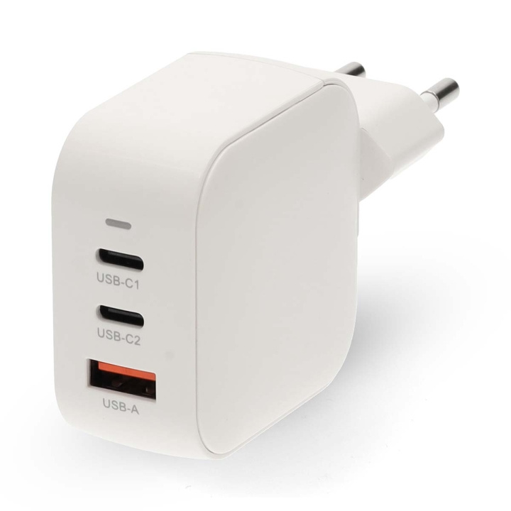 Nedis Seinälaturi | 70 W | GaN | PD3.0 | Pikalataus-toiminto | 1.5 / 2.25 A / 2.5 / 3.0 / 3.5 A | Lähtöliitäntöjen määrä: 3 | USB-A / 2x USB-C™ | Automaattinen Jännitteen Valinta | Valkoinen