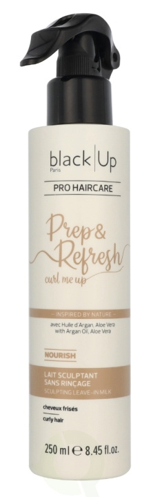 Black Up Prep & Refresh Curl Me Up Sculpting Leave-In Milk 250 ml ryhmässä KAUNEUS JA TERVEYS / Hiukset &Stailaus / Hiustenhoito / Hoitoainesuihke/Leave-in @ TP E-commerce Nordic AB (D21207)