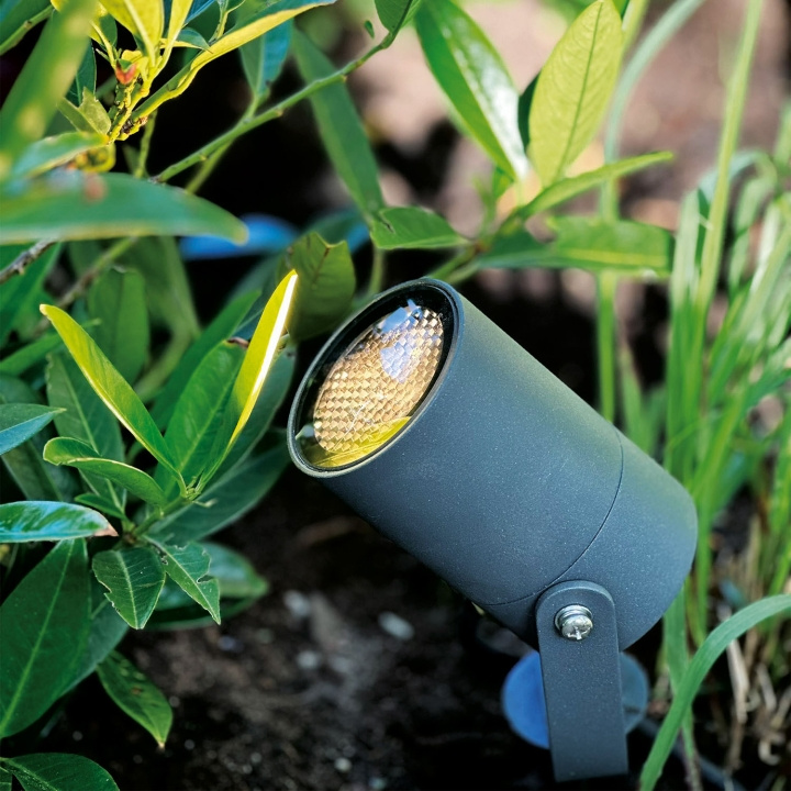 LightsOn Luna Trädgårdsspot 350 lm 5W 35° Grå ryhmässä KOTI, TALOUS JA PUUTARHA / Sähkö & Valaistus / Ulkovalaistus @ TP E-commerce Nordic AB (D21640)
