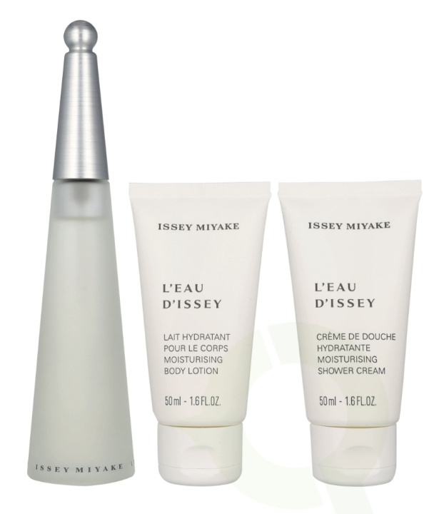 Issey Miyake L\'Eau D\'Issey Giftset 150 ml Edt Spray 50ml/Body Lotion 50ml/Shower Cream ryhmässä KAUNEUS JA TERVEYS / Lahjapakkaukset / Naisten lahjapakkaukset @ TP E-commerce Nordic AB (D21730)