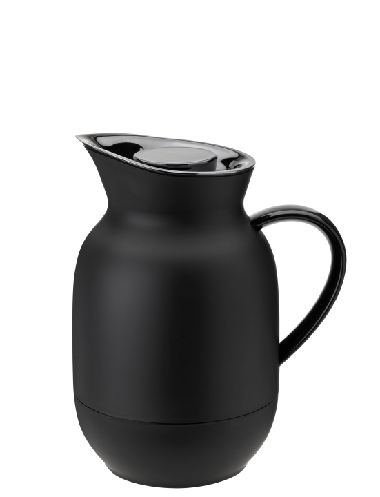 Stelton Amphora tyhjiökannu 1 L (pehmeä musta) ryhmässä URHEILU, VAPAA-AIKA JA HARRASTUS / Ulkoilu / Termos- ja vesipullot @ TP E-commerce Nordic AB (D22502)