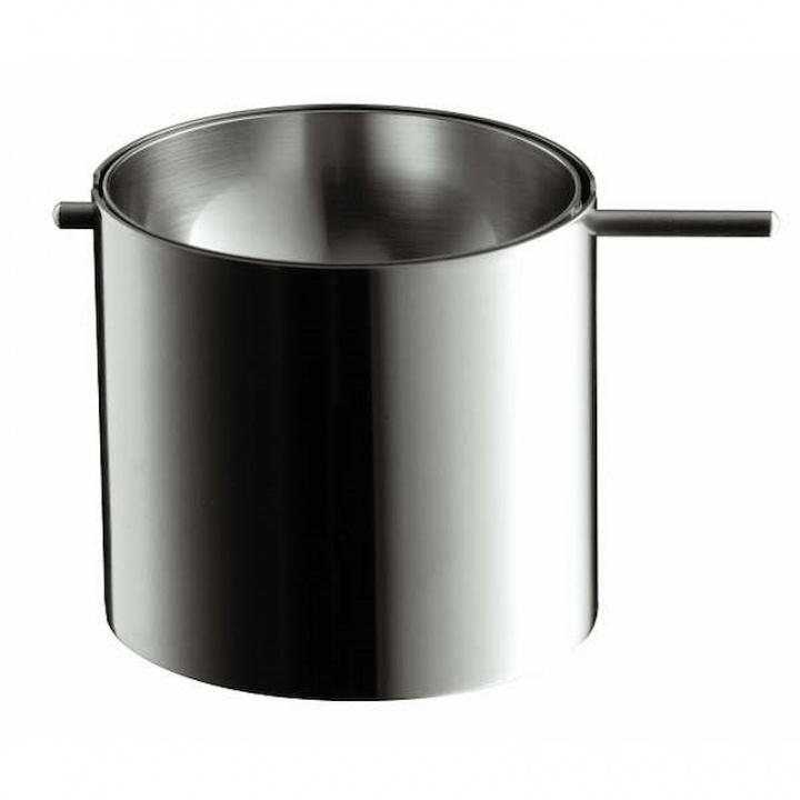 Stelton Arne Jacobsen Kääntyvä tuhkakuppi H6,5 cm (teräs) ryhmässä URHEILU, VAPAA-AIKA JA HARRASTUS / Hauskat tavarat / Älylaitteet @ TP E-commerce Nordic AB (D22538)
