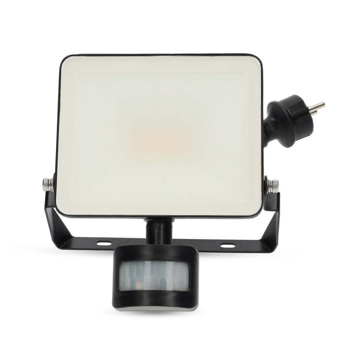 Nedis Smartlife Outdoor Light | Liiketunnistin | 1620 lm | Wi-Fi | 20 W | Lämpimästä kylmään valkoiseen | 3000 - 6500 K | Alumiini | Android™ / IOS ryhmässä KOTI, TALOUS JA PUUTARHA / Sähkö & Valaistus / Ulkovalaistus @ TP E-commerce Nordic AB (D23783)