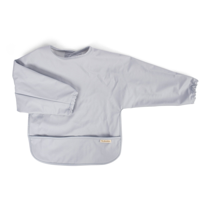 Filibabba Lappu hihoilla - Pearl Blue - 6-36 m ryhmässä LELUT, TUOTTEET LAPSILLE JA VAUVOILLE / Syö ja juo / Ruokalaput @ TP E-commerce Nordic AB (D24266)