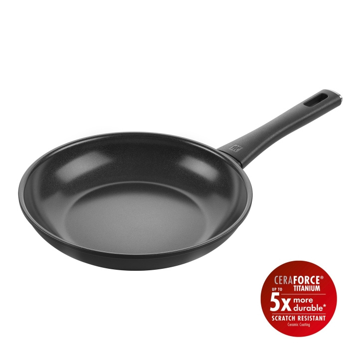 Zwilling Madura Plus Keraaminen paistinpannu - Sort - 20 cm ryhmässä KOTI, TALOUS JA PUUTARHA / Keittiövälineet / Paistinpannut @ TP E-commerce Nordic AB (D24624)