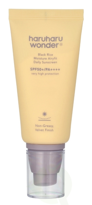 Haruharu Wonder Black Rice Moisture Airyfit Daily Sunscreen SPF50+ PA++++ 50 ml ryhmässä KAUNEUS JA TERVEYS / Ihonhoito / Rusketus / Aurinkosuoja @ TP E-commerce Nordic AB (D25498)