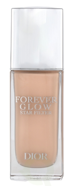 Dior Forever Glow Star Filter Highlighter 30 ml #1N ryhmässä KAUNEUS JA TERVEYS / Meikit / Meikit Kasvot / Meikkivoide @ TP E-commerce Nordic AB (D25676)