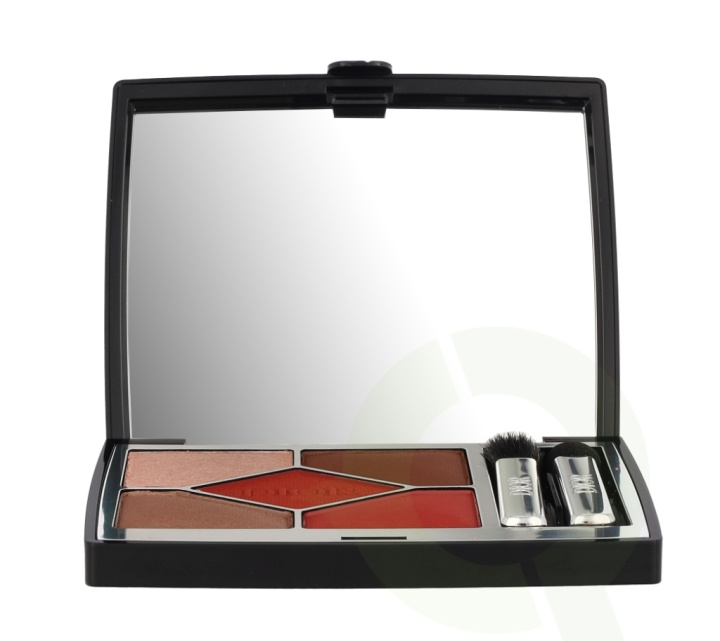 Dior 5 Couleurs Couture Eyeshadow Palette 7 g #673 Red Tartan ryhmässä KAUNEUS JA TERVEYS / Meikit / Silmät ja kulmat / Luomivärit @ TP E-commerce Nordic AB (D26121)
