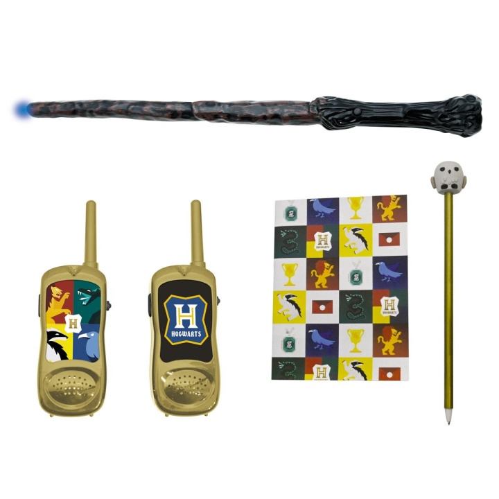 Lexibook Harry Potter -pakkaus, jossa on radiopuhelin jopa 120 metrin päähän, vihko, kynä ja taikatikku (RPTW11HP) ryhmässä URHEILU, VAPAA-AIKA JA HARRASTUS / Ulkoilu / Radiopuhelimet @ TP E-commerce Nordic AB (D27746)
