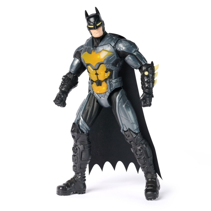 BATMAN Lights & Sounds Stealth BATMAN 30 cm (6073931) ryhmässä LELUT, TUOTTEET LAPSILLE JA VAUVOILLE / Leikkikalut, Askartelu &Pelit / Figuurit, miniatyyrit ja tarvikkeet @ TP E-commerce Nordic AB (D27919)