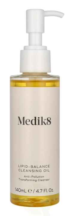 Medik8 Lipid-Balance Cleansing Oil 140 ml ryhmässä KAUNEUS JA TERVEYS / Ihonhoito / Kasvot / Puhdistus @ TP E-commerce Nordic AB (D28239)