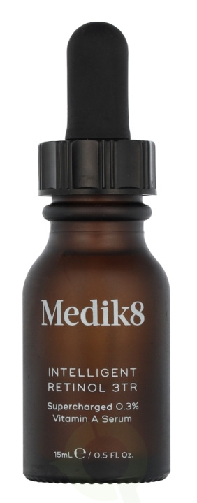 Medik8 Intelligent Retinol 3TR Serum 15 ml ryhmässä KAUNEUS JA TERVEYS / Ihonhoito / Kasvot / Seerumit iholle @ TP E-commerce Nordic AB (D28242)