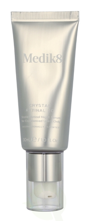 Medik8 Crystal Retinal 20 Night Serum 30 ml ryhmässä KAUNEUS JA TERVEYS / Ihonhoito / Kasvot / Yövoide @ TP E-commerce Nordic AB (D28256)