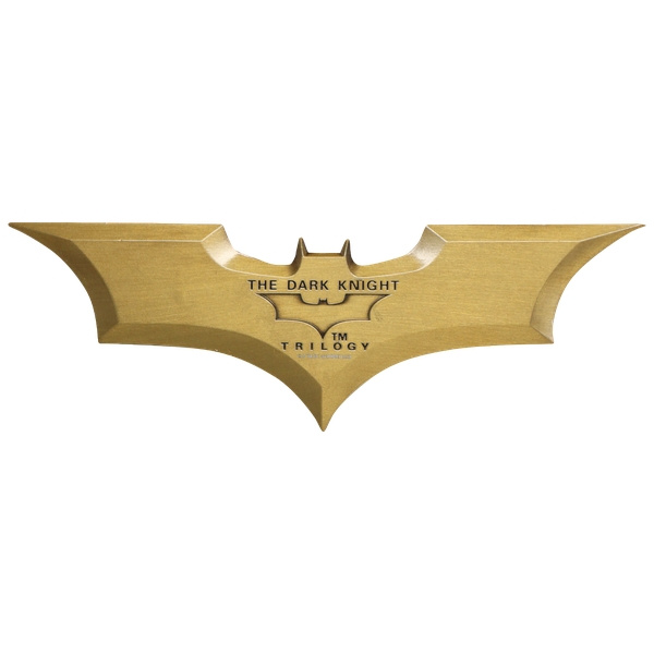 Fanatik DC The Dark Knight Limited Edition Replica Batarang - pimeä ritari ryhmässä URHEILU, VAPAA-AIKA JA HARRASTUS / Hauskat tavarat / Keräilyesineet @ TP E-commerce Nordic AB (D28652)
