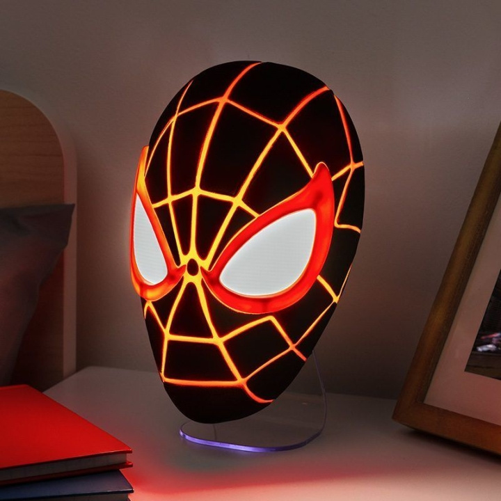 Paladone Miles Morales naamio Light ryhmässä LELUT, TUOTTEET LAPSILLE JA VAUVOILLE / Lastenhuone / Valaistus / Pöytälamput @ TP E-commerce Nordic AB (D28701)