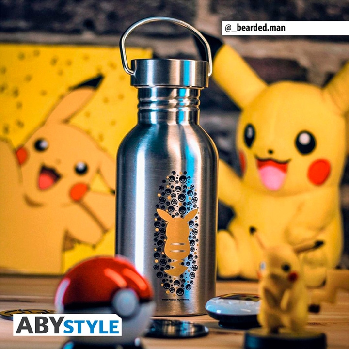 Abysse Pokemon-kannu teräspullo - Pikachu - 500ml ryhmässä LELUT, TUOTTEET LAPSILLE JA VAUVOILLE / Syö ja juo / Tuttipullot & Tarvikkeet @ TP E-commerce Nordic AB (D28770)