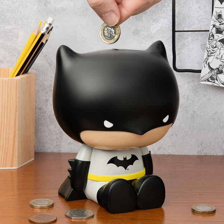 Paladone Batman muotoinen rahakirstu ryhmässä URHEILU, VAPAA-AIKA JA HARRASTUS / Hauskat tavarat / Hauskat tavarat @ TP E-commerce Nordic AB (D28841)