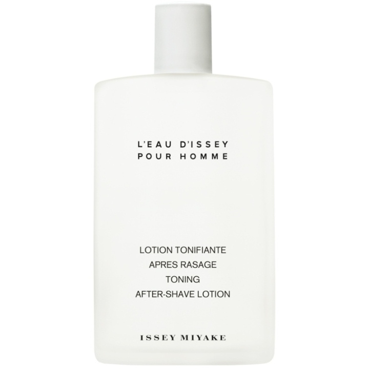 Issey Miyake L\'Eau d\'Issey for Men Aftershave Lotion 100 ml ryhmässä KAUNEUS JA TERVEYS / Hiukset &Stailaus / Sheivaus ja trimmaus / Aftershave @ TP E-commerce Nordic AB (D29430)