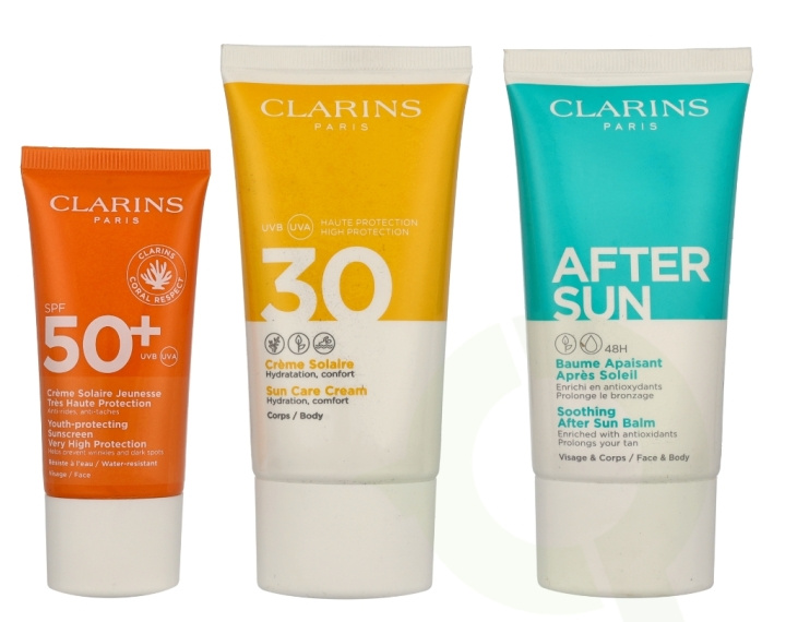 Clarins Summer Essentials Set 180 ml Youth-protecting Sunscreen SPF50+ Face 30ml/Sun Care Cream Body SPF30 75ml/Soothing After Sun Balm 75ml ryhmässä KAUNEUS JA TERVEYS / Ihonhoito / Rusketus / Aurinkosuoja @ TP E-commerce Nordic AB (D29597)