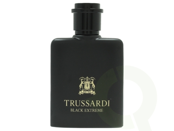 Trussardi Black Extreme Pour Homme Edt Spray 50 ml ryhmässä KAUNEUS JA TERVEYS / Tuoksut & Parfyymit / Parfyymit / Miesten Tuoksut @ TP E-commerce Nordic AB (D33744)
