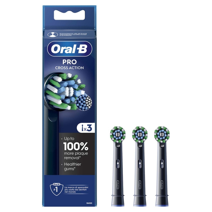 Oral B Borsthuvud Cross Action Black 3st ryhmässä KAUNEUS JA TERVEYS / Suunhoito / Sähköhammasharjat Tarvikkeet @ TP E-commerce Nordic AB (D34342)