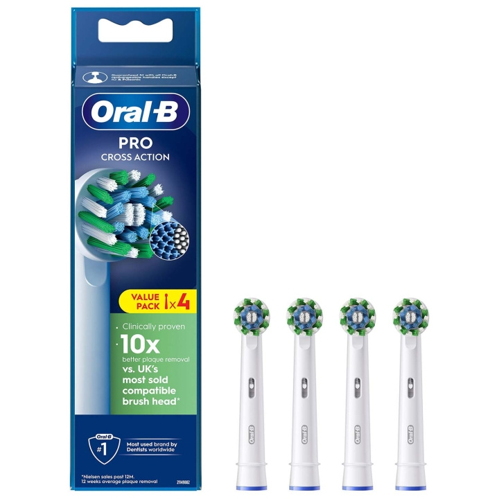 Oral B Borsthuvud Cross Action 4st ryhmässä KAUNEUS JA TERVEYS / Suunhoito / Sähköhammasharjat Tarvikkeet @ TP E-commerce Nordic AB (D34343)