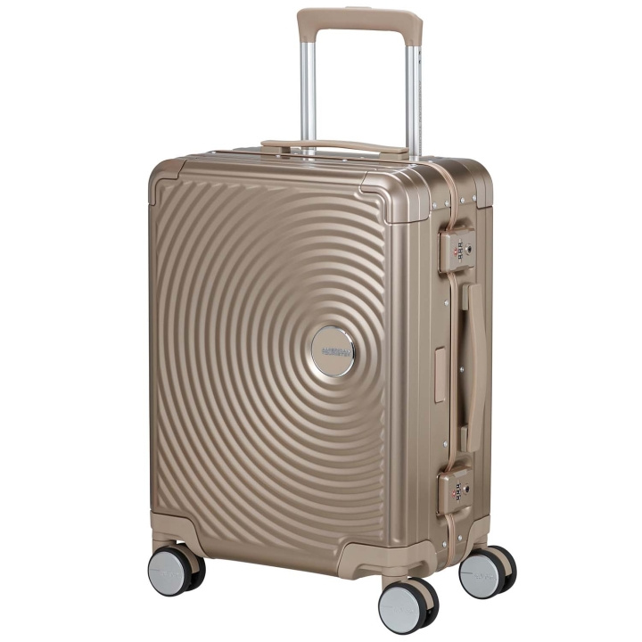 American Tourister Kabinväska Soundbox Aluminium 55 Bronze ryhmässä URHEILU, VAPAA-AIKA JA HARRASTUS / Matkailutarvikkeet / Matkalaukut @ TP E-commerce Nordic AB (D34371)