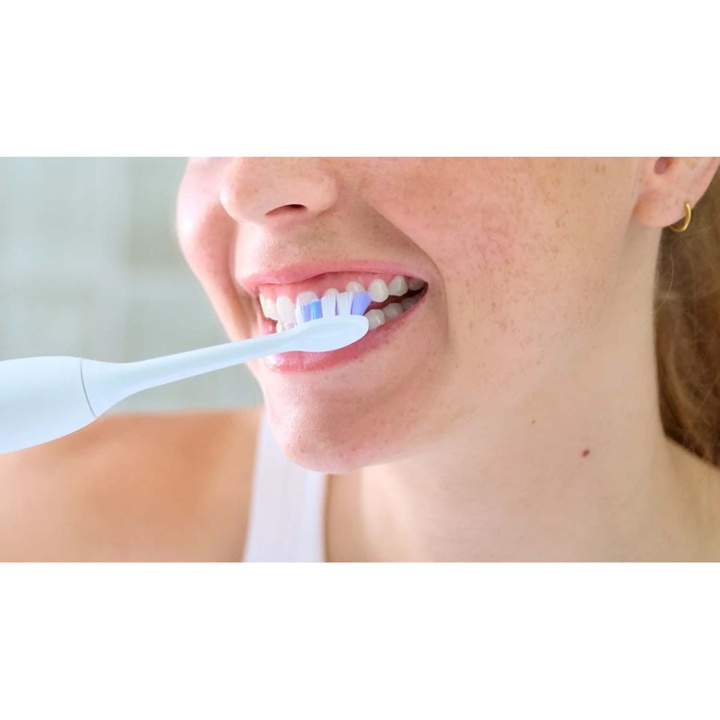 Philips Borsthuvud Sonicare Sensitive 8st HX6058/87 ryhmässä KAUNEUS JA TERVEYS / Suunhoito / Sähköhammasharjat Tarvikkeet @ TP E-commerce Nordic AB (D35084)